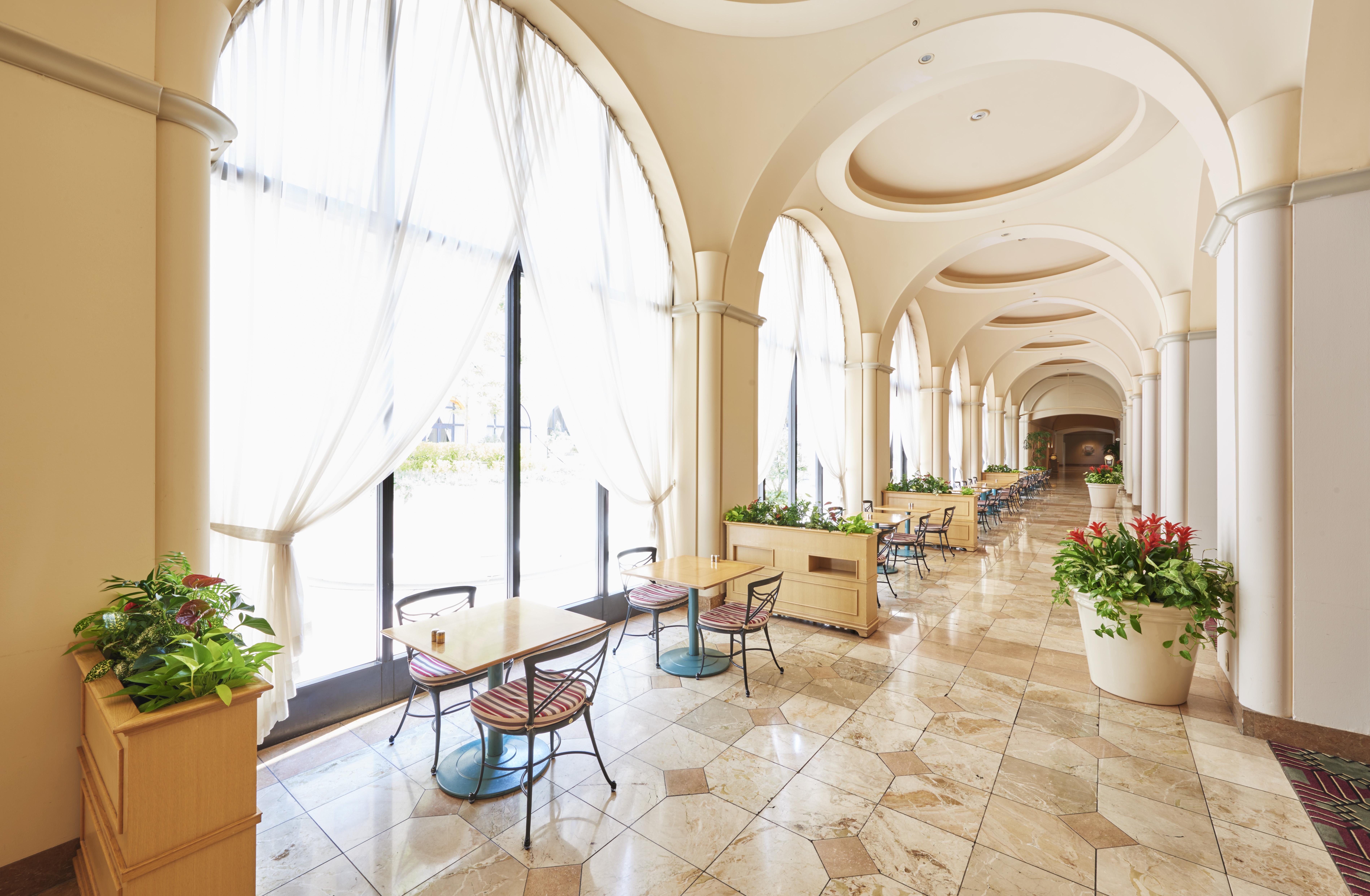 Hotel Okura Tokyo Bay Urayasu Exterior photo Interior of the hotel