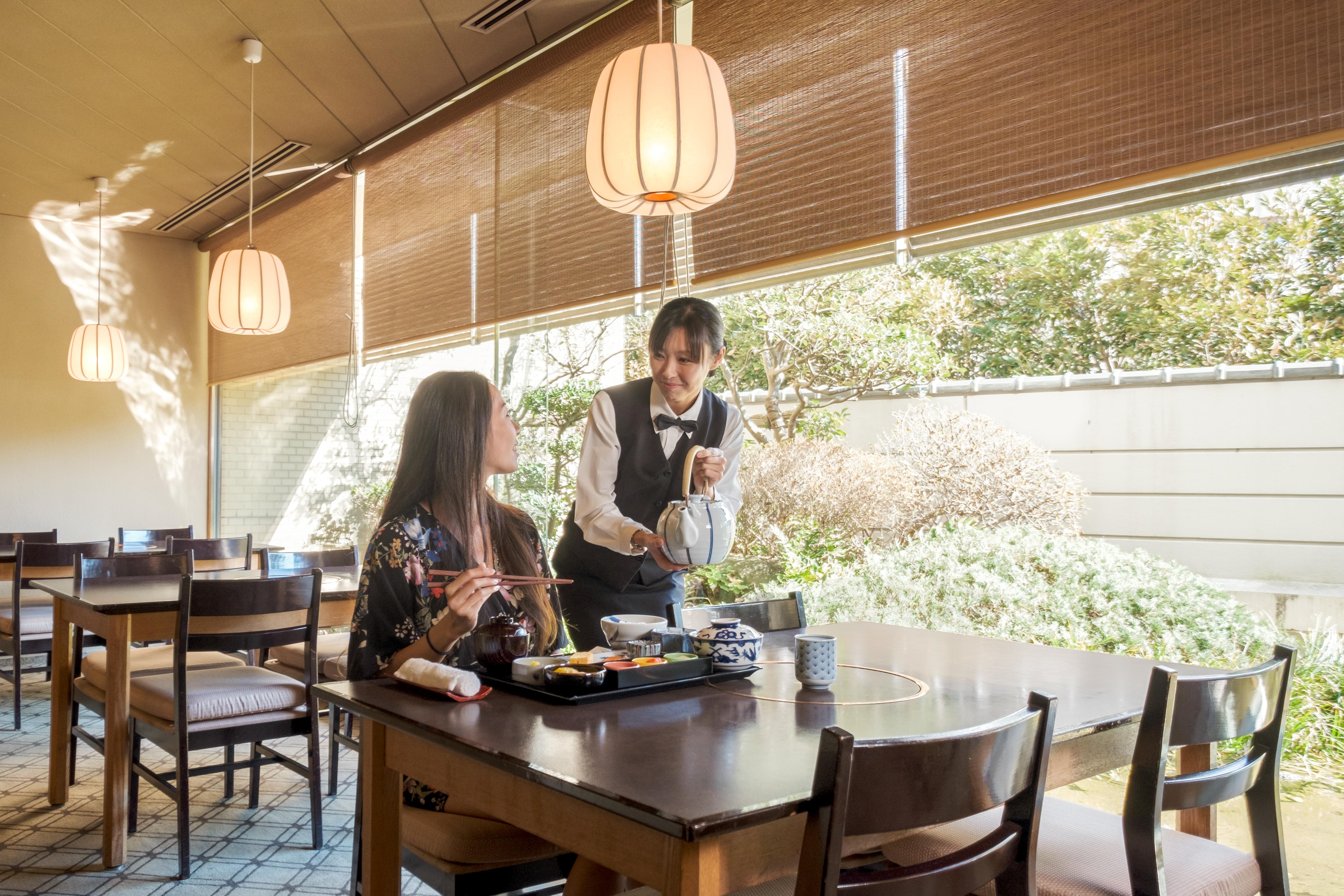 Hotel Okura Tokyo Bay Urayasu Exterior photo A restaurant in Japan